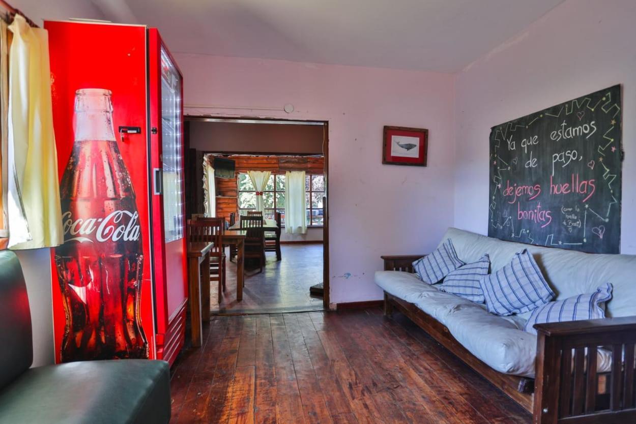 סן קרלוס דה ברילוצ'ה Km Sun Hostel מראה חיצוני תמונה